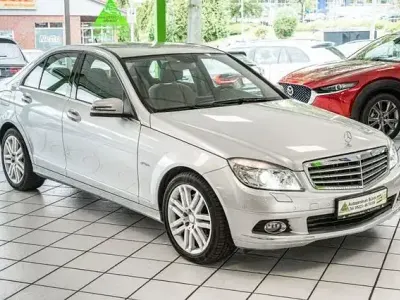 Gebraucht Mercedes C350 292 PS (214 kW) 2009 Silber Limousine
