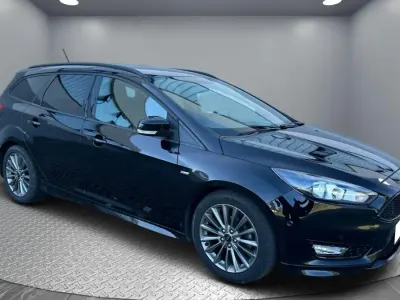 Używany Ford Focus ST-Line 140 KM (102 kW) 2018 Czarny Kombi