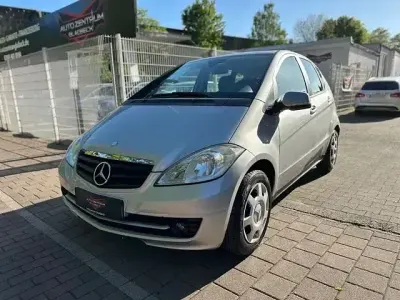 Gebraucht Mercedes A150 95 PS (69 kW) 2009 Andere Limousine