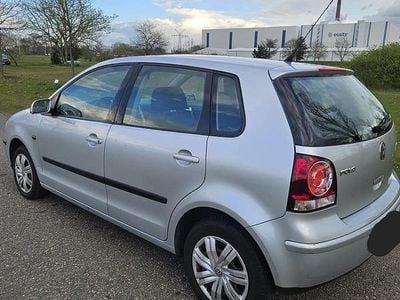 Gebraucht VW Polo 75 PS (55 kW) 2002 Silber Kleinwagen
