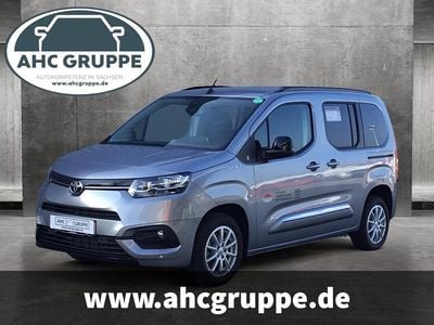 Silber Gebraucht 2023 Toyota Proace Verso City Kombi | 29.990 € (Fairer Preis)