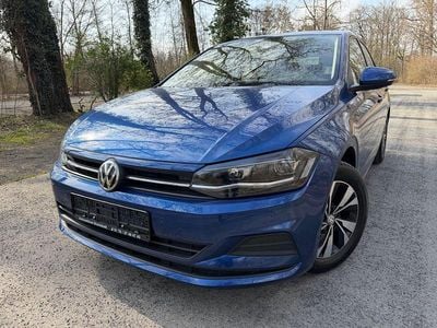 Gebraucht VW Polo Comfortline 80 PS (58 kW) 2019 Blau Kleinwagen