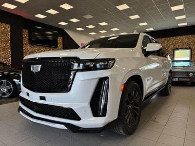 Usata Cadillac Escalade 683 CV (502 kW) 2023 Bianco SUV