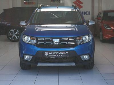 Usata Dacia Sandero Celebration 90 CV (66 kW) 2017 Blu Utilitaria