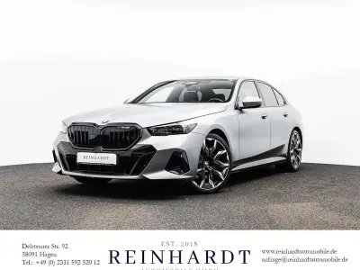 Gebraucht BMW 540 M Sport 303 PS (222 kW) 2025 Frozen pure grey metallic Limousine