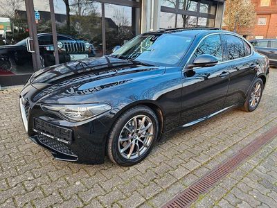 Gebraucht Alfa Romeo Giulia Super 200 PS (147 kW) 2017 Schwarz Limousine