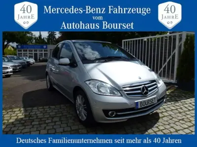 Gebraucht Mercedes A160 Elegance 95 PS (69 kW) 2010 Silber Van / Kleinbus