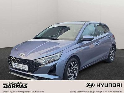 Neu Hyundai i20 Trend 101 PS (74 kW) 2025 Metablau metallik Limousine