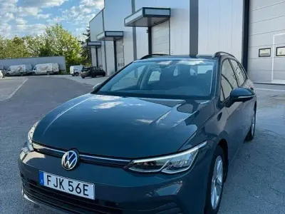 Gebraucht VW Golf VIII 131 PS (96 kW) 2021 Grau Kombi