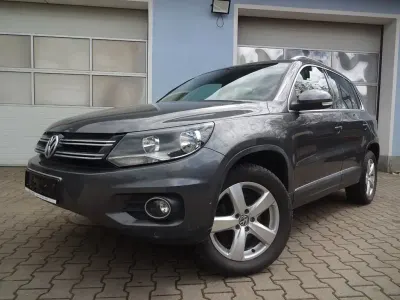 Gebraucht VW Tiguan Style 170 PS (125 kW) 2012 Grau SUV