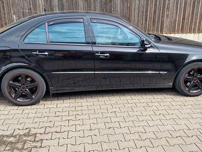 Mercedes E280
