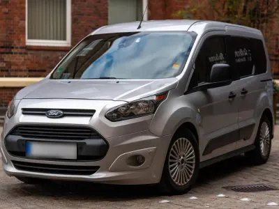 Gebraucht Ford Tourneo Connect 120 PS (88 kW) 2017 Silber Van / Kleinbus