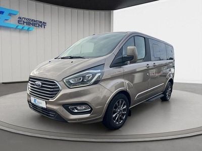 Gebraucht Ford Tourneo 170 PS (125 kW) 2022 Pyritsilber metallic Van / Kleinbus