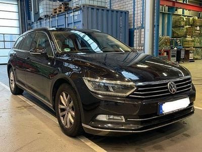 Gebraucht VW Passat Highline 150 PS (110 kW) 2019 Schwarz Kombi