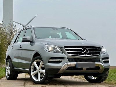 Gebraucht Mercedes ML350 258 PS (189 kW) 2013 Silber SUV