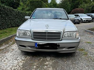 Mercedes C180
