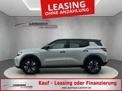 Neu Opel Frontera 145 PS (106 kW) 2026 Cristall grau SUV