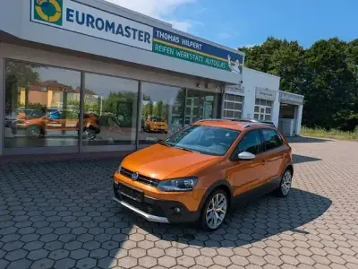 Gebraucht VW Polo Comfortline 90 PS (66 kW) 2016 Braun Limousine