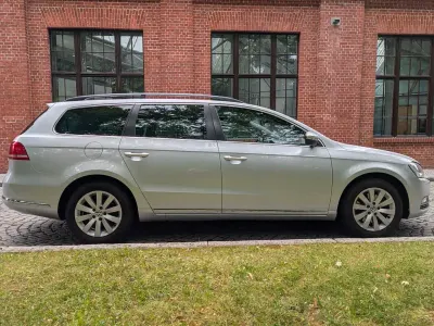 Gebraucht VW Passat 140 PS (102 kW) 2012 Silber Kombi
