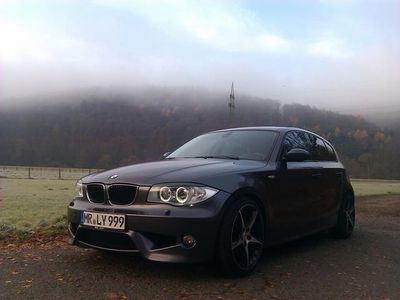 gebraucht BMW 120 d; Xenon, Leder, M-Paket, 5-trg. -- FESTPREIS --