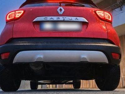 Usata Renault Captur Crossborder 118 CV (86 kW) 2017 Rosso SUV