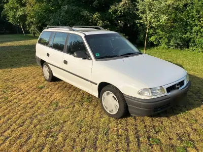Gebraucht Opel Astra Club 60 PS (44 kW) 1995 Weiß Kombi
