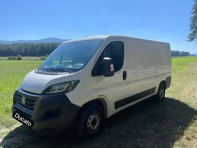 Gebraucht Fiat Ducato 140 PS (102 kW) 2023 Weiß Van