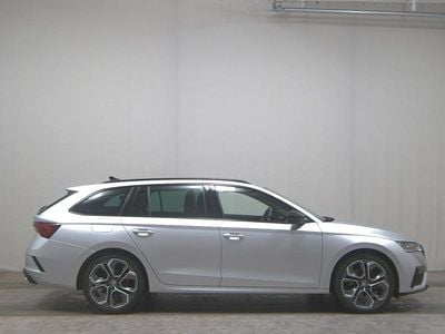 Usata Skoda Octavia RS 200 CV (147 kW) 2022 Argento Station wagon