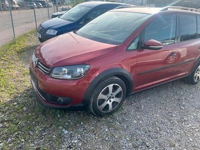 VW Touran Cross