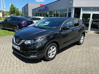 Gebraucht Nissan Qashqai Acenta 150 PS (110 kW) 2020 Schwarz SUV