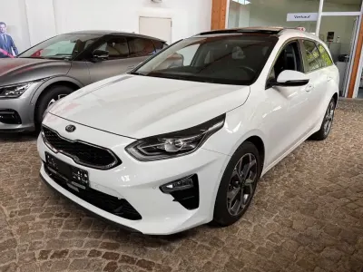 Gebraucht Kia Ceed Sportswagon Platinum 140 PS (102 kW) 2019 Weiß Kombi