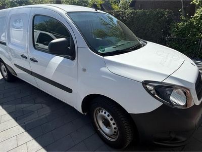Mercedes Citan 109