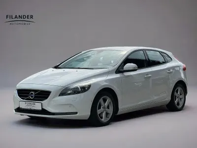 Gebraucht Volvo V40 Kinetic 114 PS (83 kW) 2013 Weiß Kombi