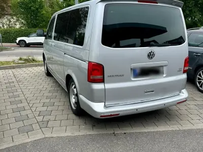 Gebraucht VW Multivan Highline 180 PS (132 kW) 2014 Silber Van / Kleinbus