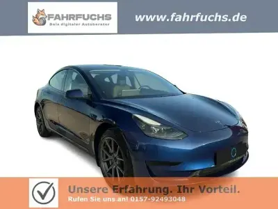 Usata Tesla Model 3 Standard Range Plus 235 kW (320 CV) 2022 Blu Berlina