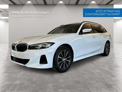 Weiß Gebraucht 2024 BMW 318 Comfort Edition Kombi | 32.900 € (Guter Preis)