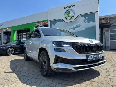 Gebraucht Skoda Karoq SportLine 150 PS (110 kW) 2023 Silber SUV