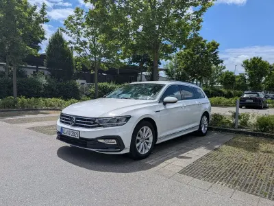 Gebraucht VW Passat Business 150 PS (110 kW) 2020 Weiß Limousine