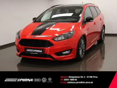Gebraucht Ford Focus ST-Line 182 PS (133 kW) 2018 Rot Limousine