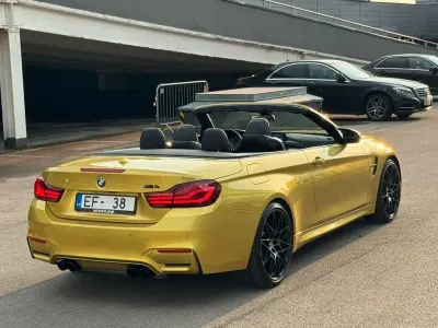 Gebraucht BMW M4 Cabriolet Sport Line 450 PS (330 kW) 2020 Gold Cabrio