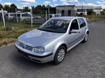 Gebraucht VW Golf IV 75 PS (55 kW) 2000 Silber Kleinwagen