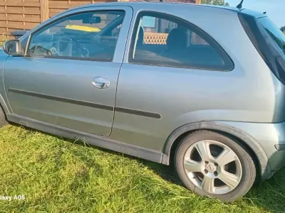 Gebraucht Opel Corsa 140 PS (102 kW) 2002 Silber Kleinwagen