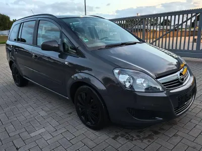 Gebraucht Opel Zafira Family 110 PS (80 kW) 2013 Grau Van / Kleinbus