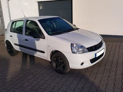 gebraucht Renault Clio II Campus - sehr guter Zustand 2.Hand 8-Fach bereift