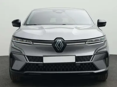 Nuova Renault Megane E-Tech Komfort 160 kW (218 CV) 2026 Grigio Berlina