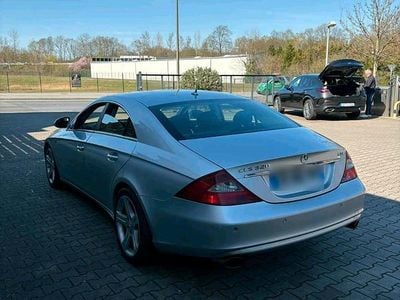 Begagnad Mercedes CLS320 224 HK (164 kW) 2008 Silver Sedan
