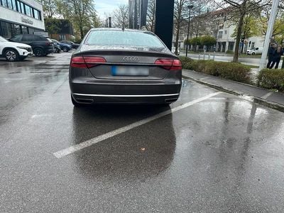 Second-hand Audi A8 258 CP (189 kW) 2014 Maro Berlinǎ