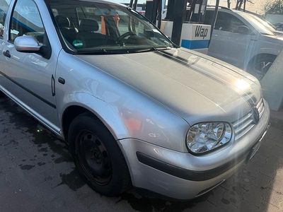 Gebraucht VW Golf IV 75 PS (55 kW) 2003 Silber Kleinwagen