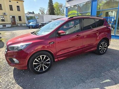 Begagnad Ford Kuga ST-Line 180 HK (132 kW) 2018 Röd SUV