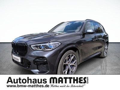 Grau Gebraucht 2022 BMW X5 M Sport SUV | 57.250 € (Fairer Preis)
